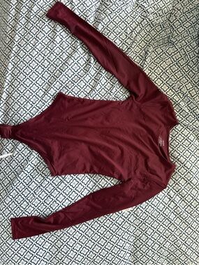 Ardene Long-Sleeve Scoop Neck Bodysuit - Burgundy